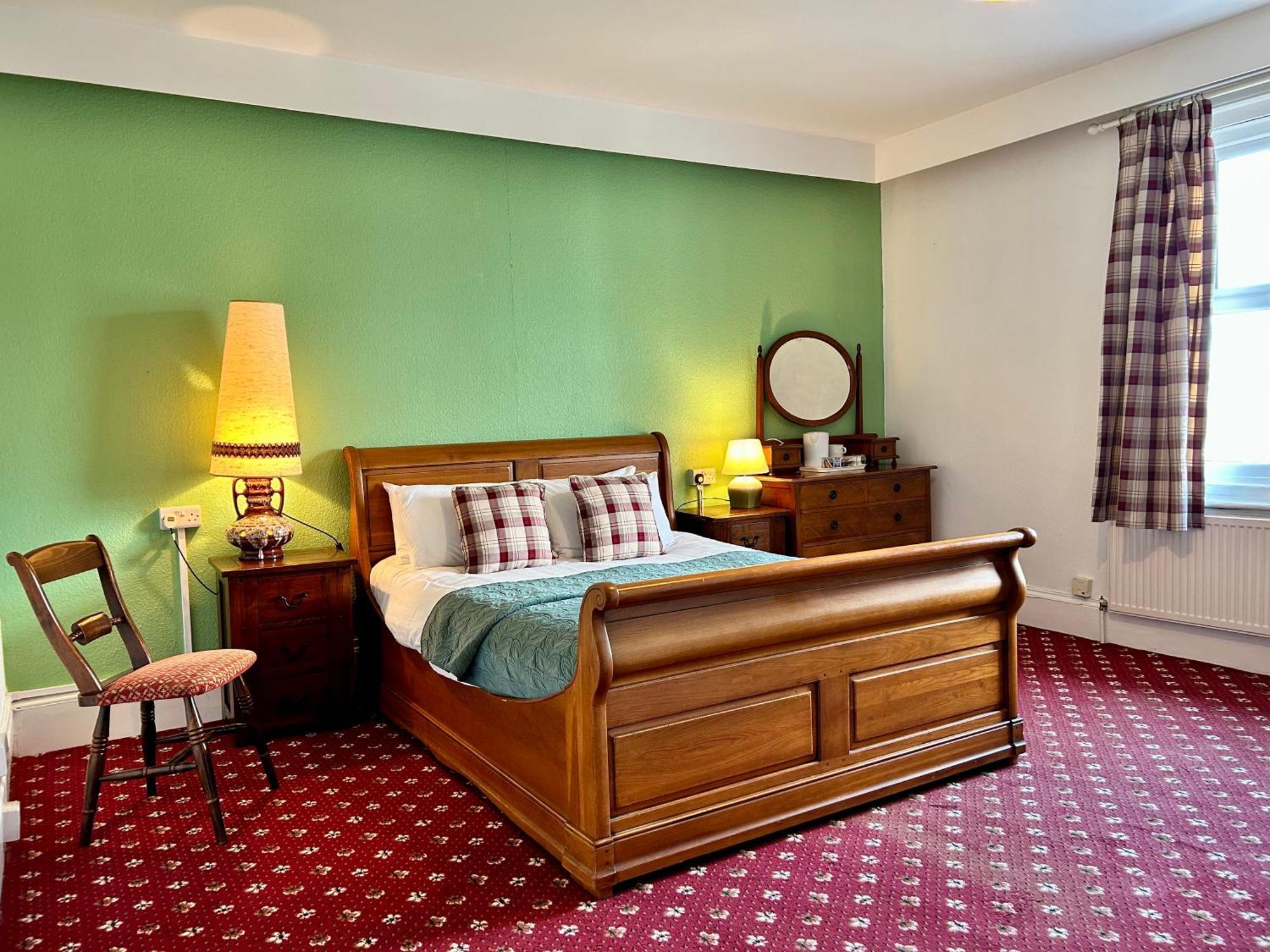 Clarence Quarters Self-Catering Guest House Портцмаус Экстерьер фото