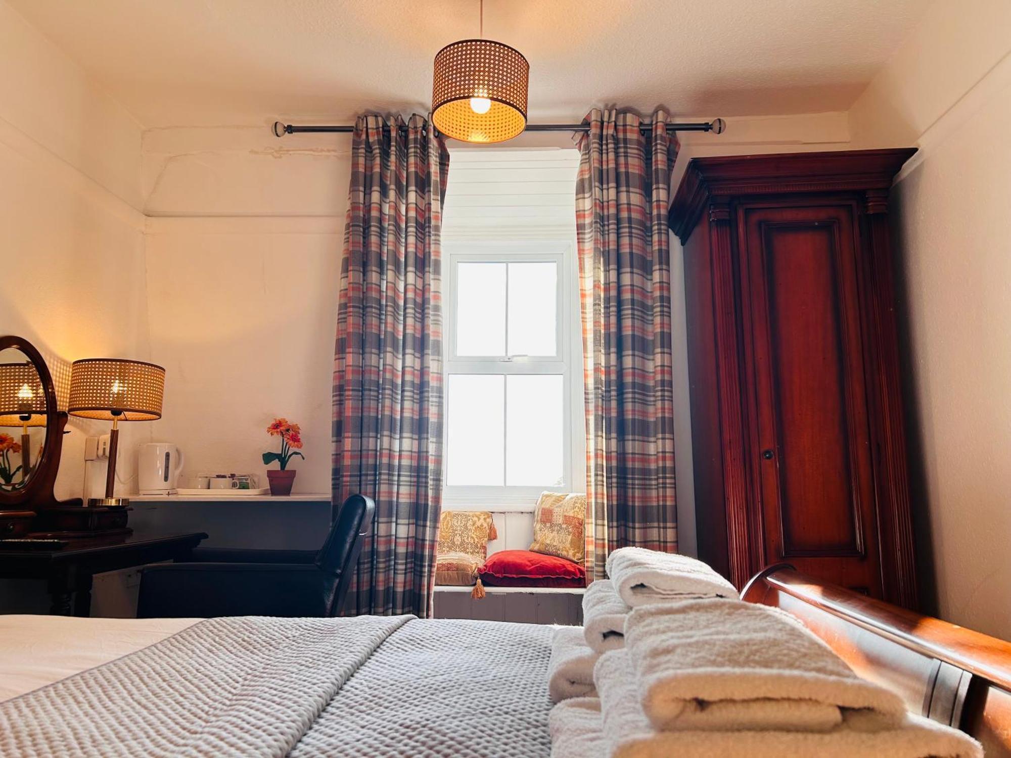 Clarence Quarters Self-Catering Guest House Портцмаус Экстерьер фото