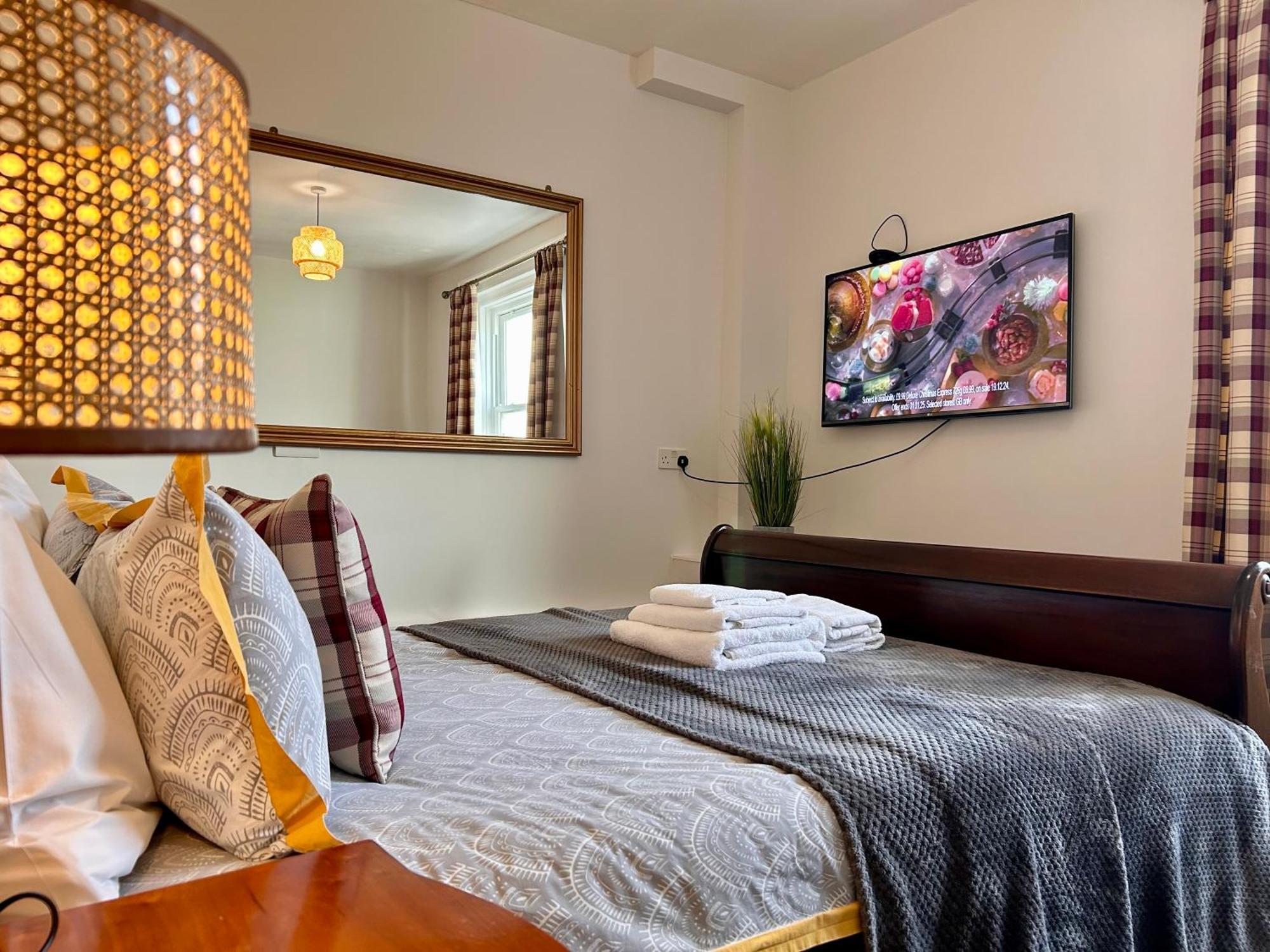 Clarence Quarters Self-Catering Guest House Портцмаус Экстерьер фото