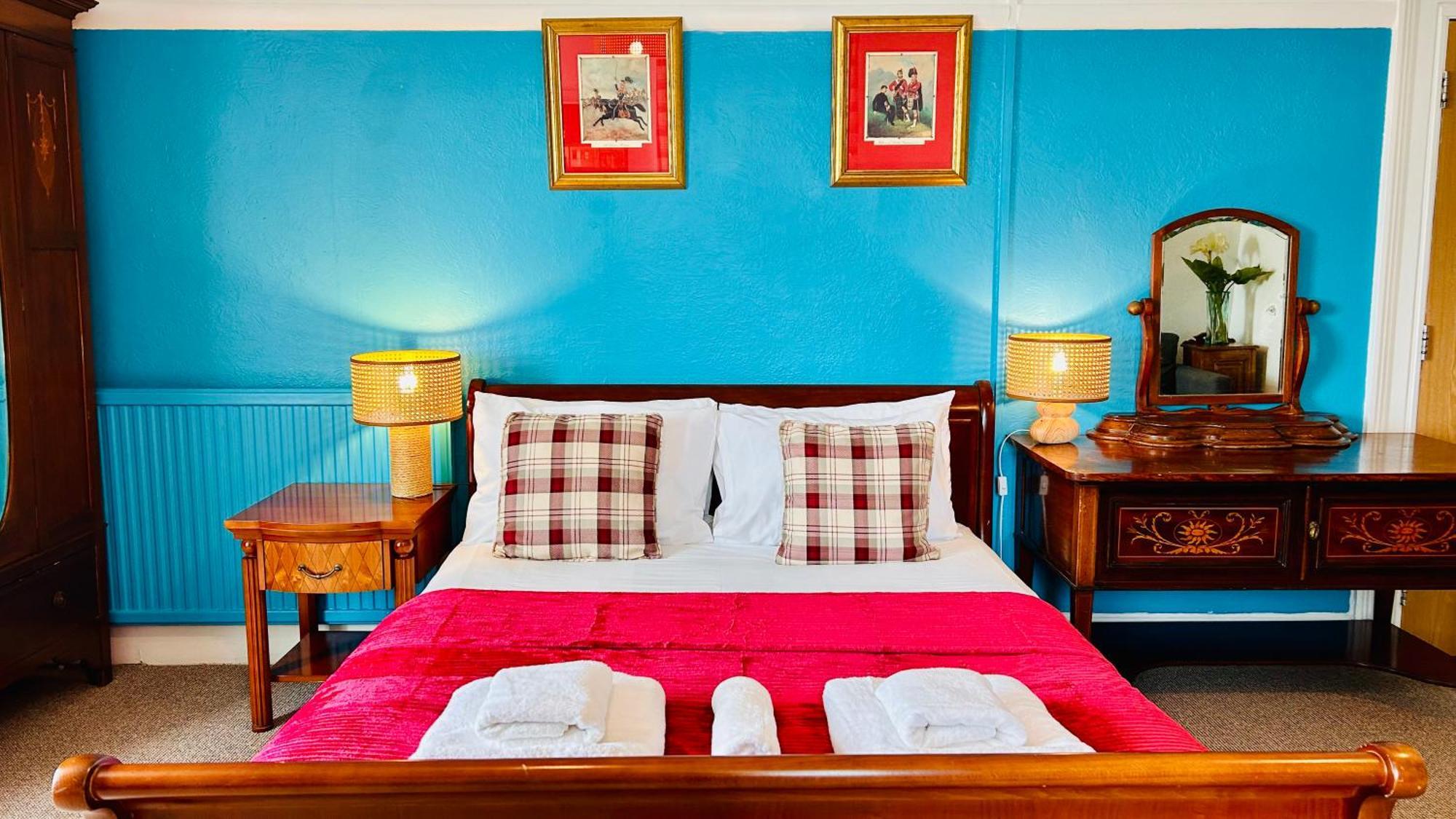 Clarence Quarters Self-Catering Guest House Портцмаус Экстерьер фото